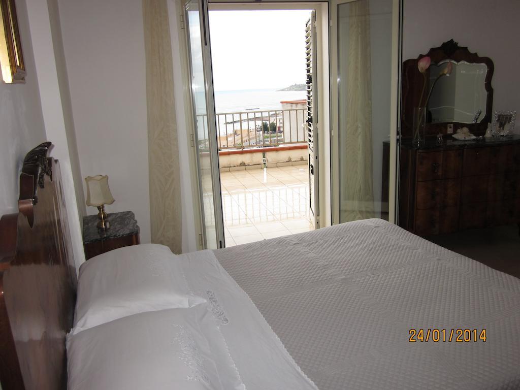 Attico Con Vista Panoramica Sul Mare Apartment Sciacca Room photo